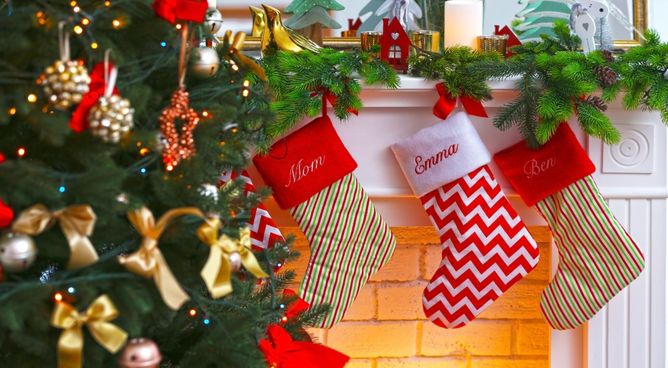 15 Simple DIY Christmas Decorations Ideas for Your Home