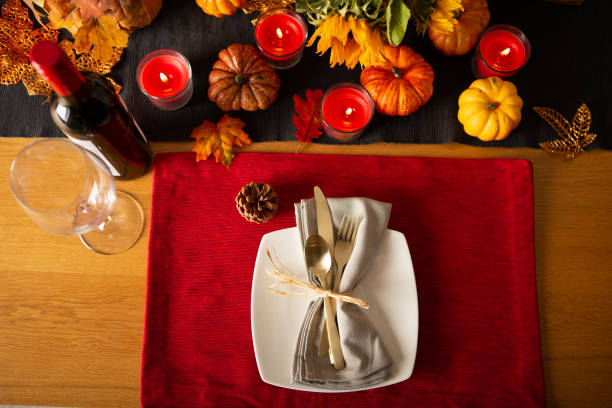 12 Thanksgiving Tablescape Ideas to Wow Your Guests