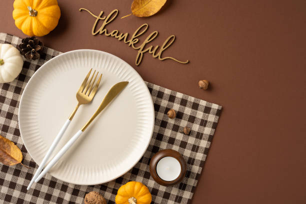 12 Thanksgiving Tablescape Ideas to Wow Your Guests