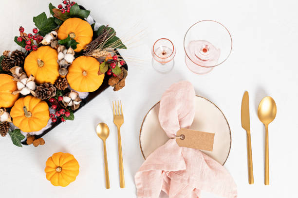 12 Thanksgiving Tablescape Ideas to Wow Your Guests