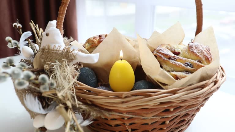 7 Easter Basket Ideas for Her