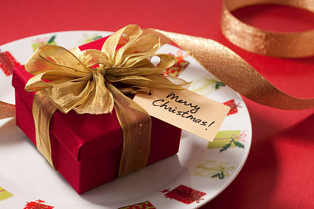 10 Christmas Gift Ideas for Host and Hostess