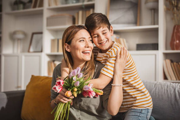 Trendy Gifts for Mom 2025: Stylish, Thoughtful & Must-Have Picks