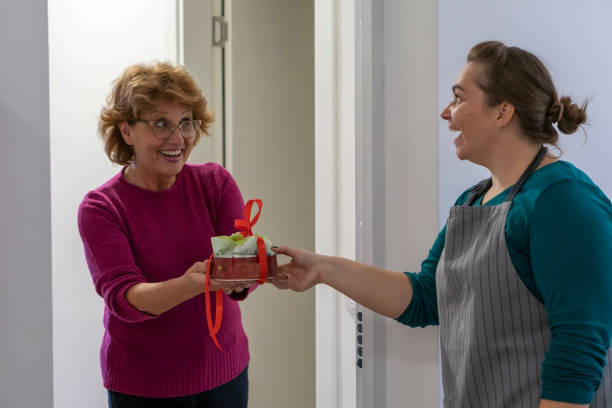 Last Minute Gifts for Neighbors 2025: Friendly, Thoughtful & Easy-to-Give