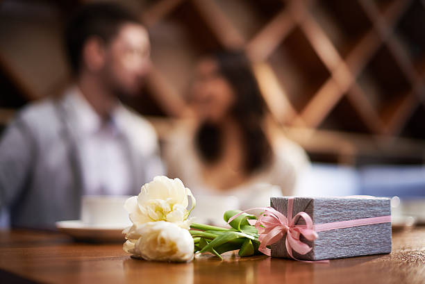 Second Wedding Anniversary Gifts for Him: Thoughtful Ideas He’ll Never Forget