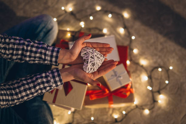 Stocking Stuffer Ideas for Women 2025: Perfect Little Gifts She’ll Love