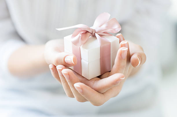 Best Christmas Gifts Under $20 in 2025: Thoughtful, Fun & Affordable